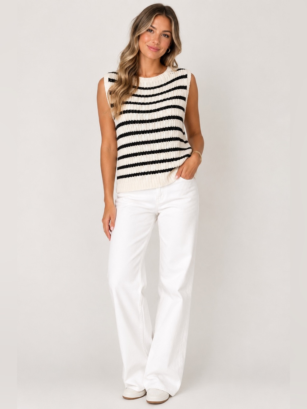 Abercrombie & Fitch Knit Striped White and Blue Sleeveless Tank Top